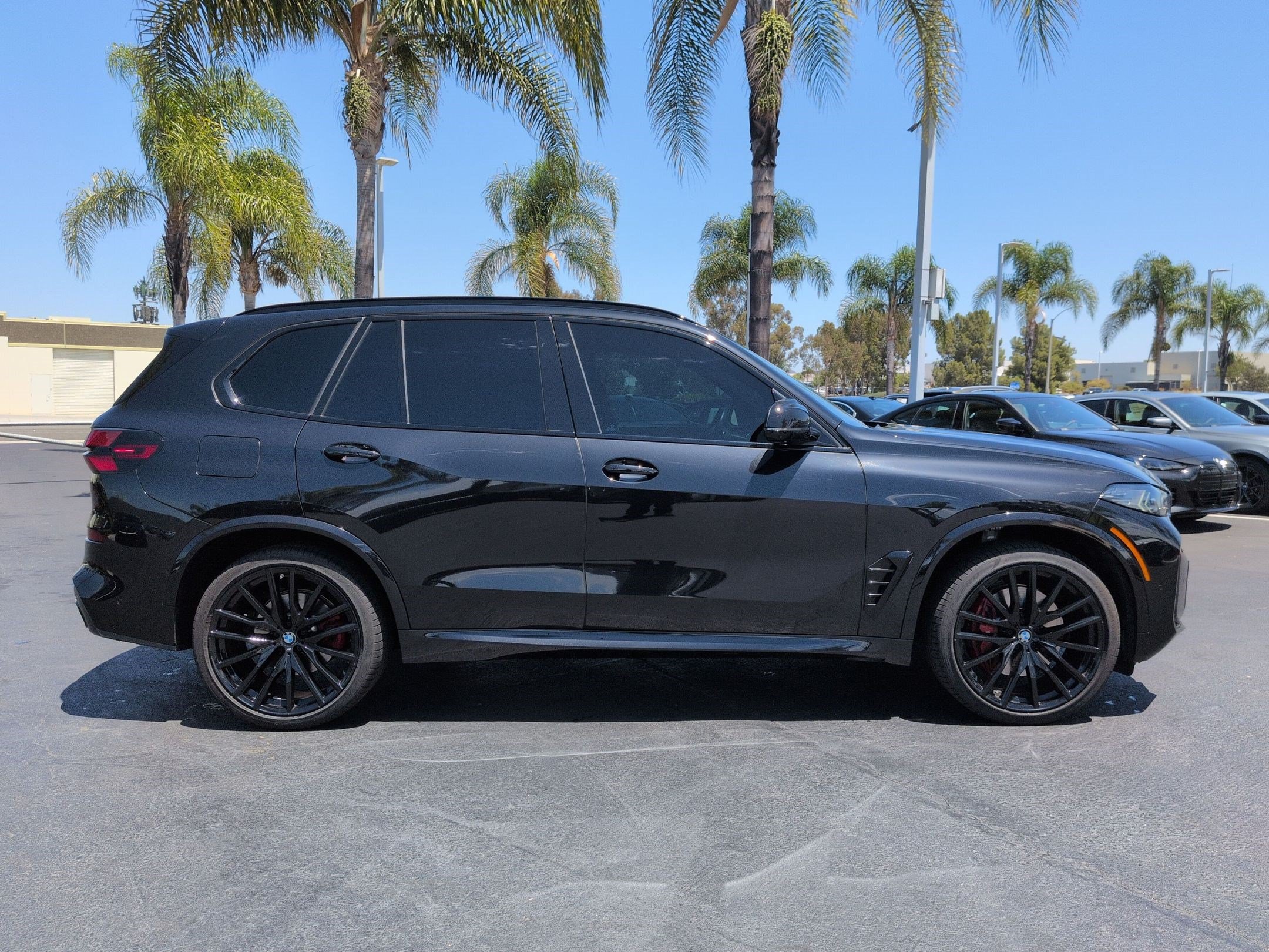 Certified 2025 BMW X5 sDrive40i w/ M Sport Package RWD image 11