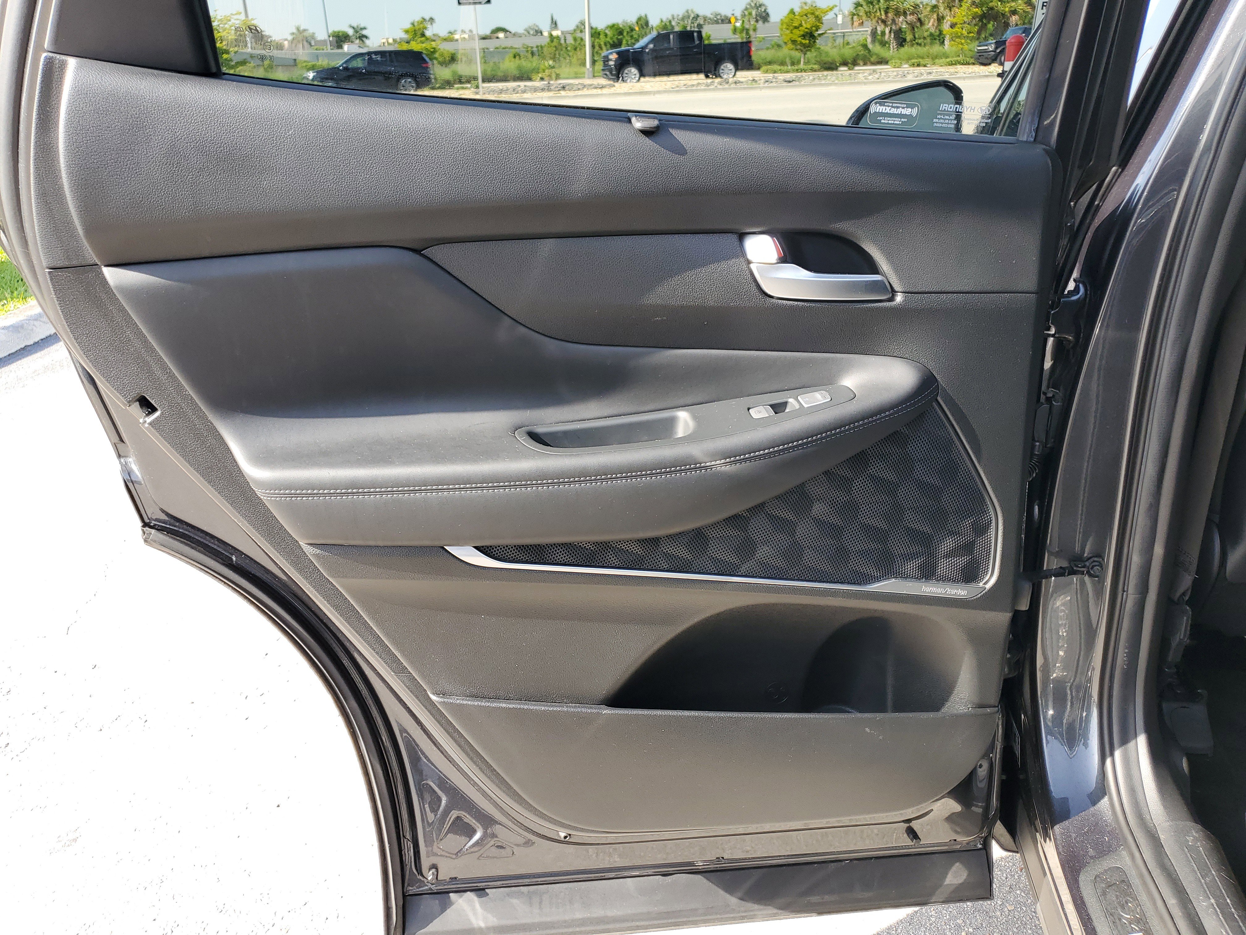 Used 2022 Hyundai Santa Fe Calligraphy image 36