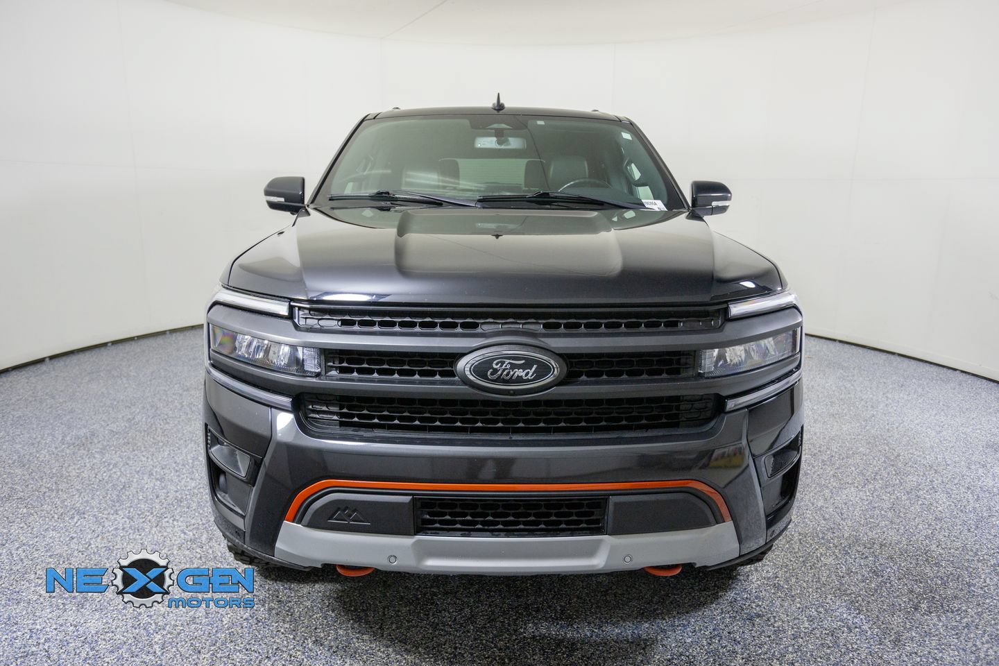 Used 2022 Ford Expedition Timberline w/ Equipment Group 501A AWD/4WD image 2