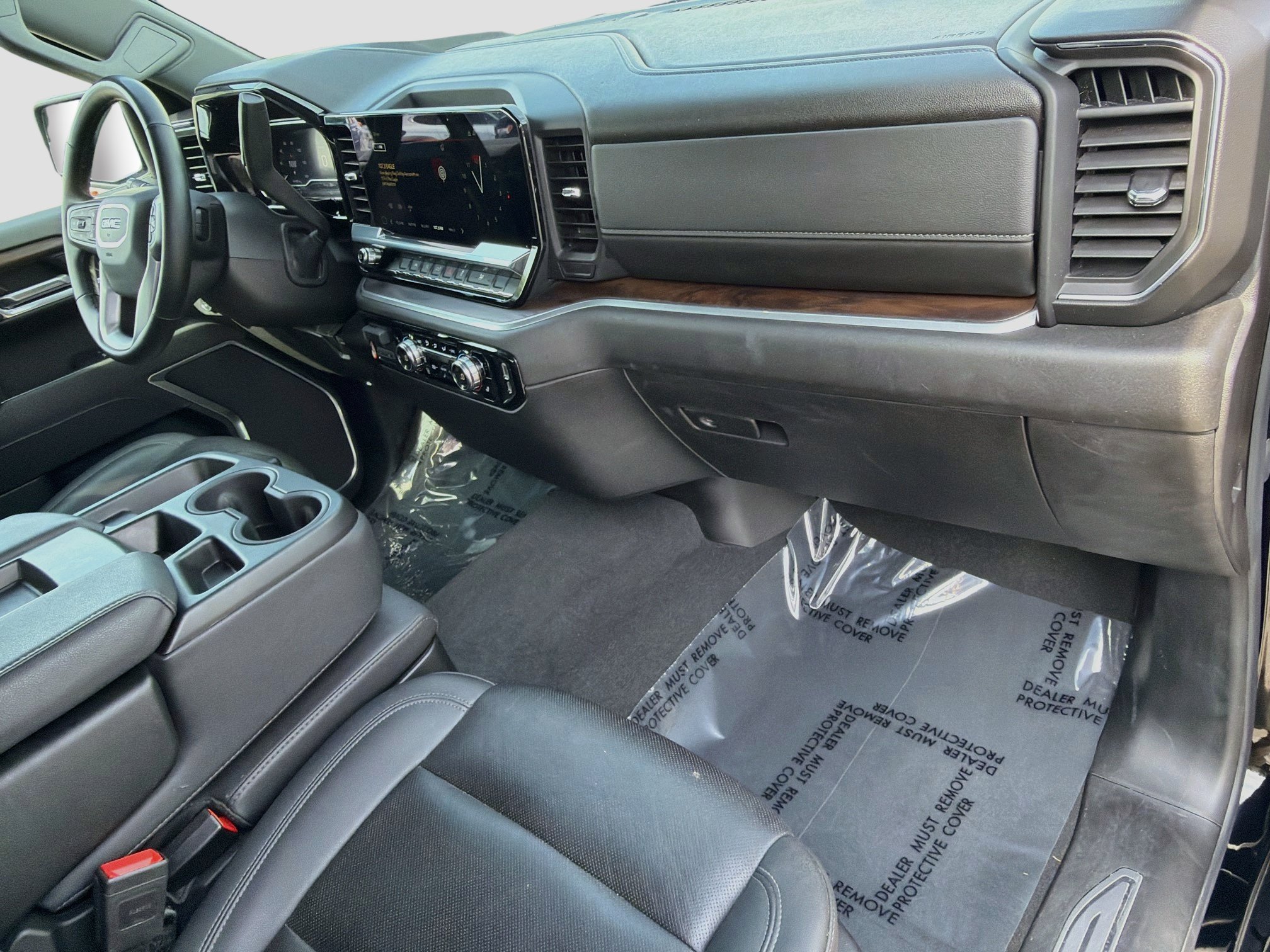 Used 2025 GMC Sierra 1500 SLT AWD/4WD image 13