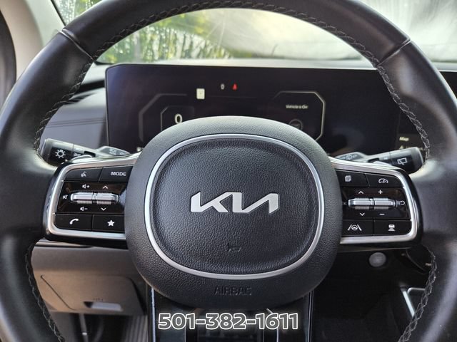 Used 2025 Kia Carnival SX w/ SX Dark Edition Package FWD image 24
