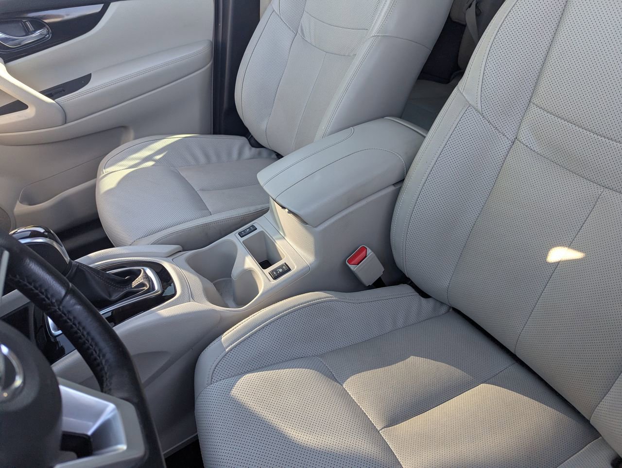 Certified 2022 Nissan Rogue Sport SL image 20