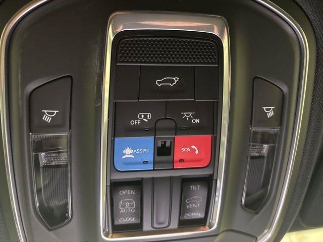 Used 2026 Jeep Grand Cherokee Altitude AWD/4WD image 28