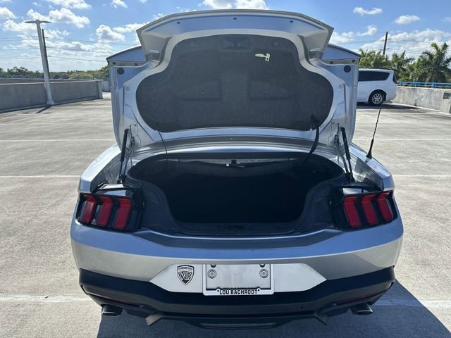 Used 2025 Ford Mustang Premium RWD image 28