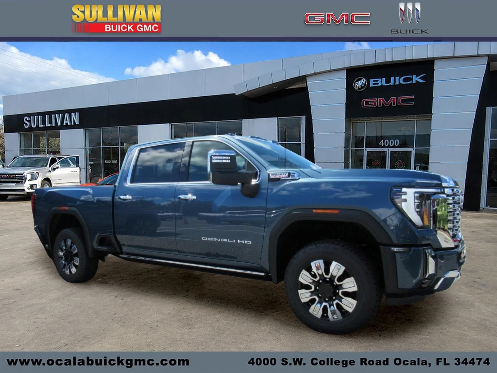 New 2026 GMC Sierra 2500 Denali w/ Denali Reserve Package AWD/4WD image 1