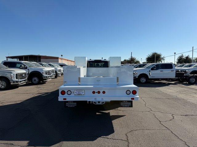 New 2026 Ford F550 4x4 SuperCab Super Duty image 3