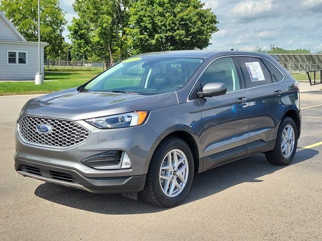 Used 2024 Ford Edge SEL w/ Convenience Package AWD/4WD image 2