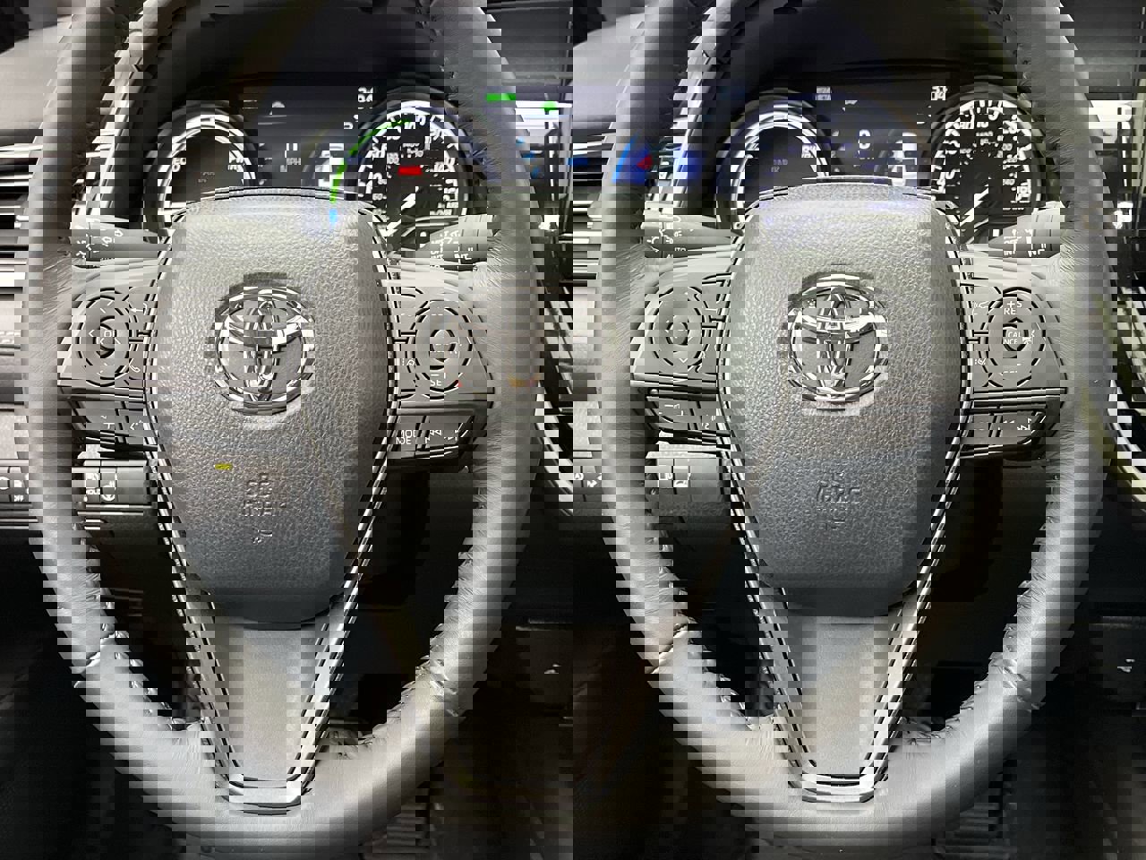 Used 2024 Toyota Camry XSE w/ Navigation Package FWD image 16