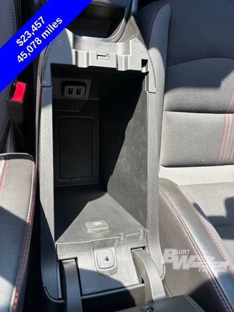 Used 2022 Chevrolet Equinox RS w/ Infotainment Package image 23