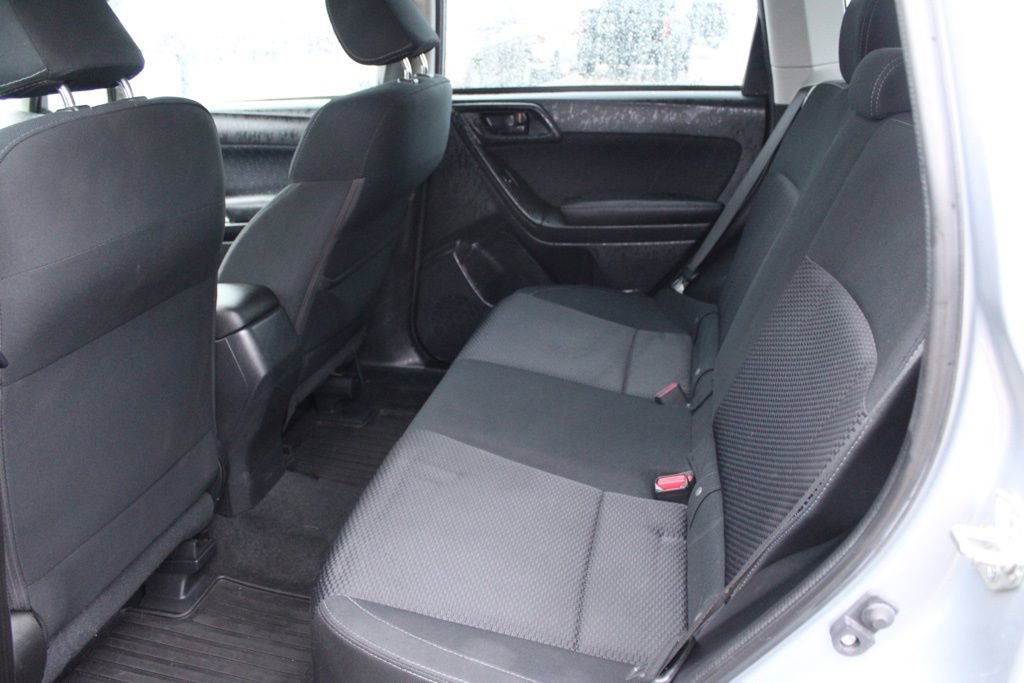 Used 2018 Subaru Forester 2.5i w/ Alloy Wheel Package image 24