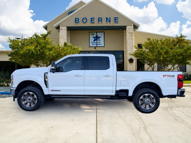Used 2026 Ford F250 Lariat AWD/4WD image 2