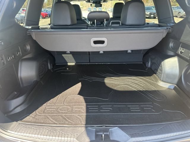 Used 2025 Subaru Forester Touring AWD/4WD image 9