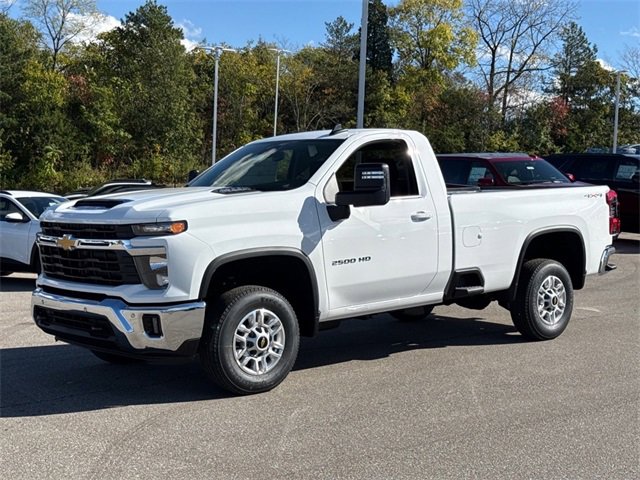 New 2026 Chevrolet Silverado 2500 LT w/ Convenience Package image 3