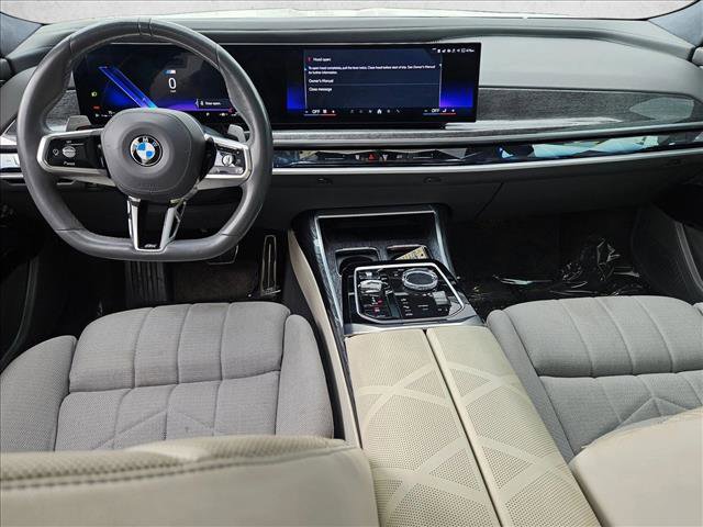 Used 2023 BMW 760i xDrive AWD/4WD image 17