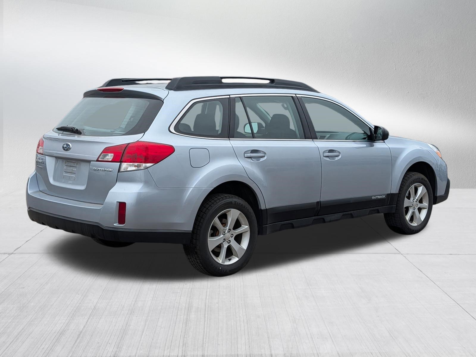 Used 2014 Subaru Outback 2.5i w/ Alloy Wheel Package image 7
