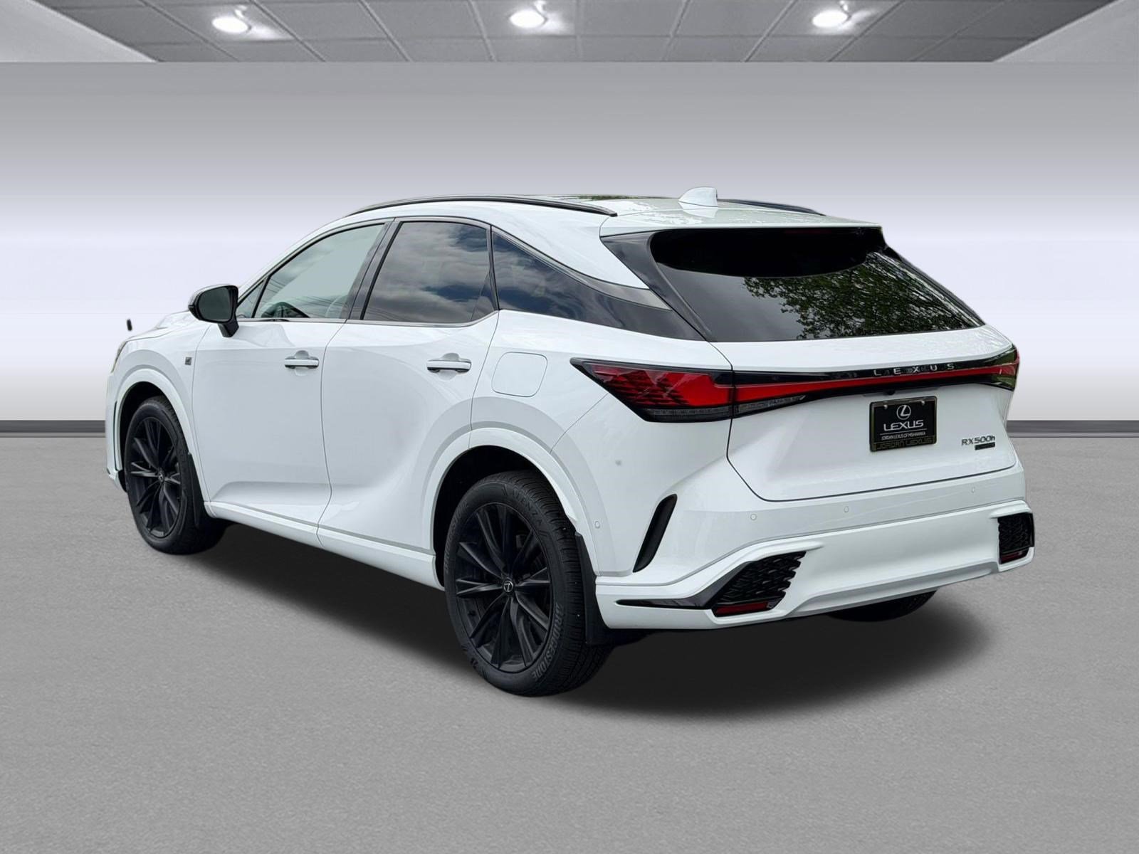 Certified 2024 Lexus RX 500h F Sport w/ Convenience Package AWD/4WD image 3