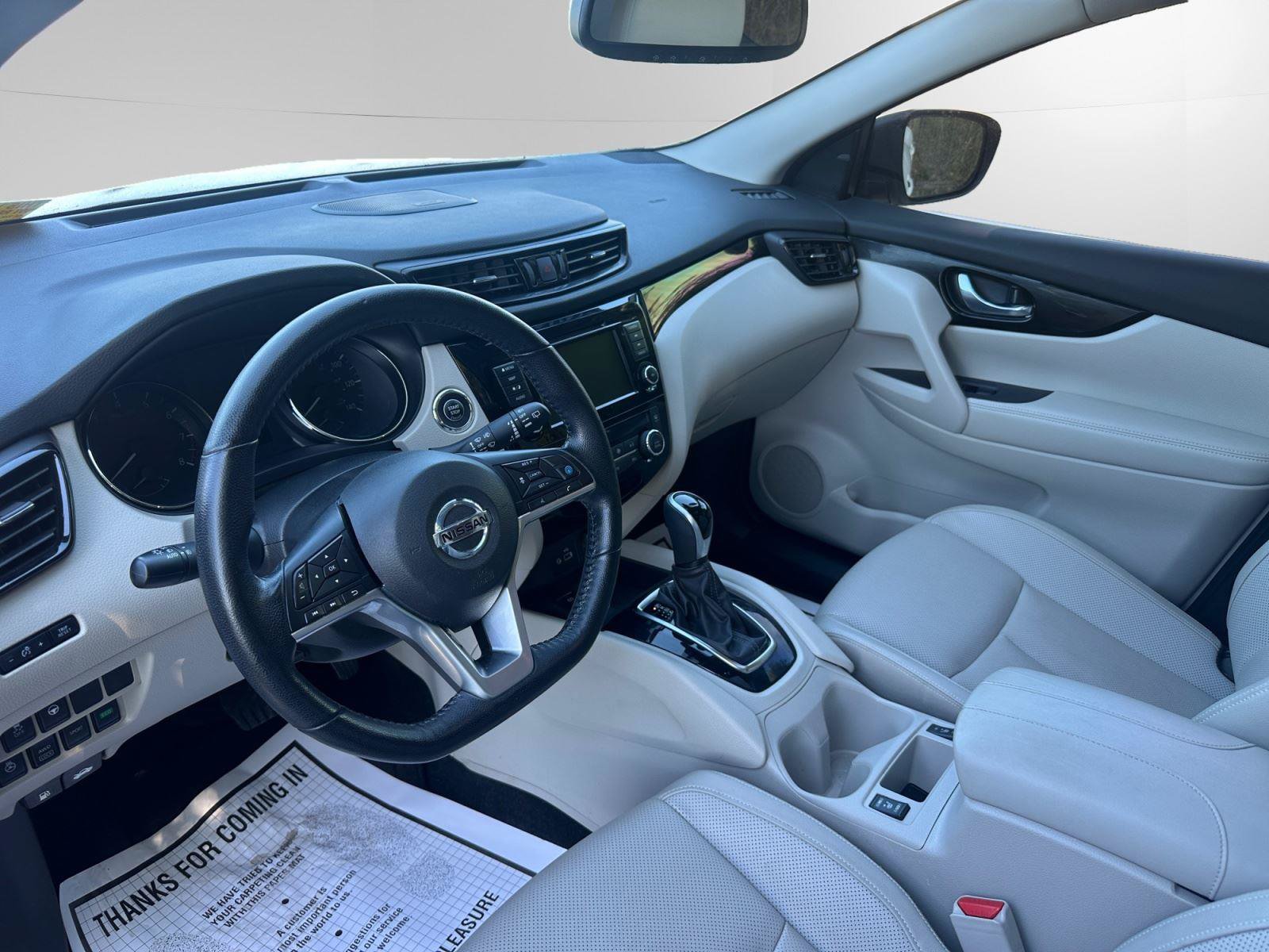 Used 2022 Nissan Rogue Sport SL w/ Premium Package AWD/4WD image 10