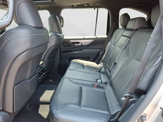 Used 2023 Lexus LX 600 F Sport AWD/4WD image 12