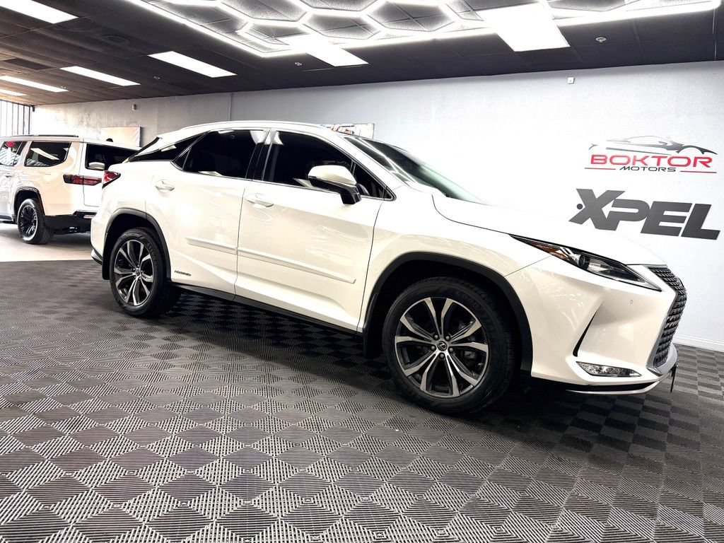 Used 2022 Lexus RX 450h AWD w/ Premium Package image 2