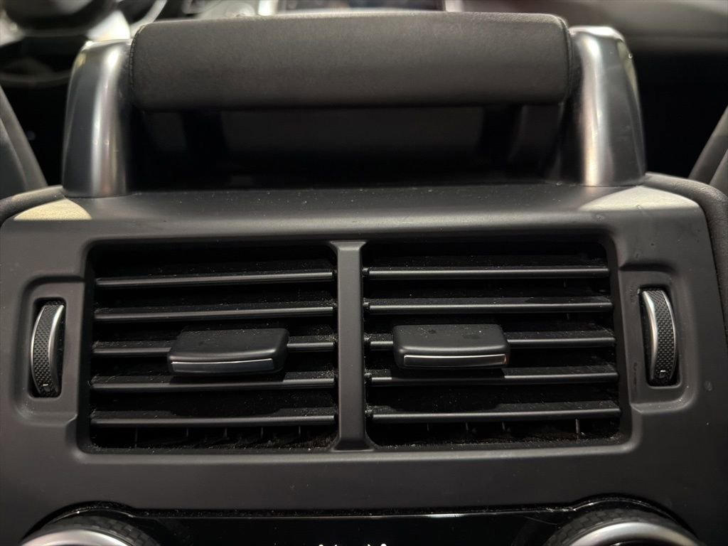 Used 2021 Land Rover Discovery S image 31