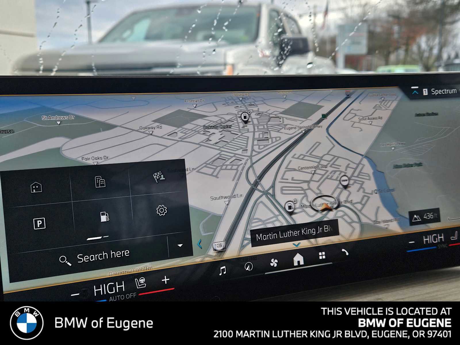 Used 2025 BMW 330i xDrive Sedan w/ Convenience Package image 29