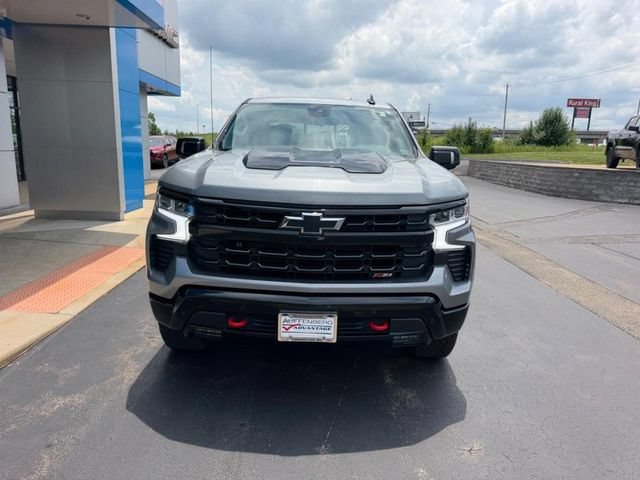 Used 2024 Chevrolet Silverado 1500 LT Trail Boss w/ LT Trail Boss Premium Package AWD/4WD image 3