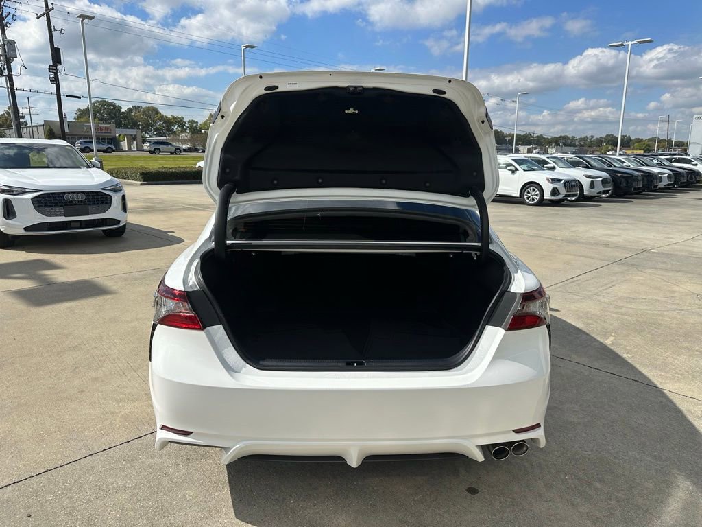 Used 2024 Toyota Camry SE image 22