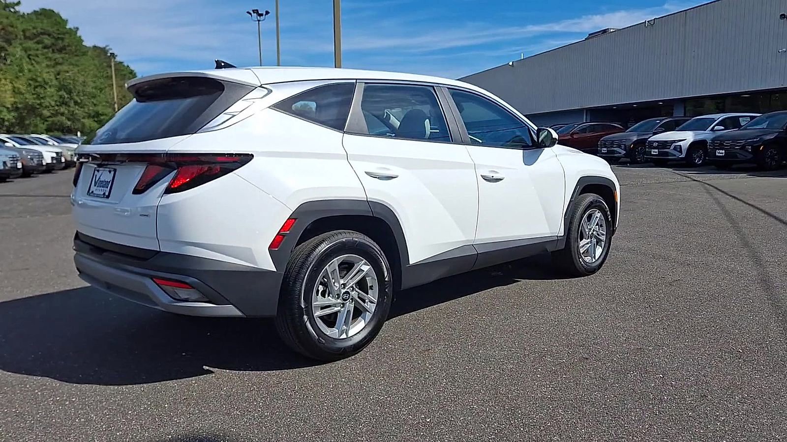 Used 2025 Hyundai Tucson SE image 8