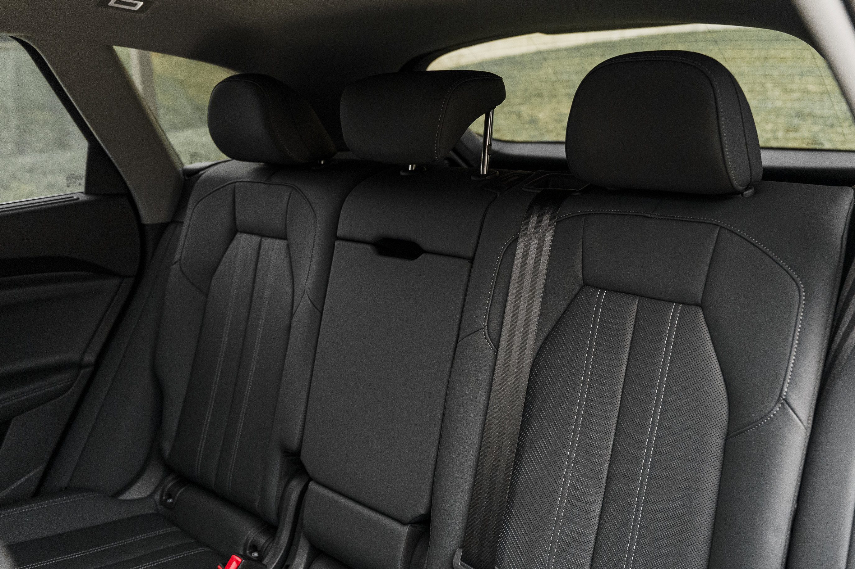 Certified 2025 Audi Q5 Premium Plus image 24