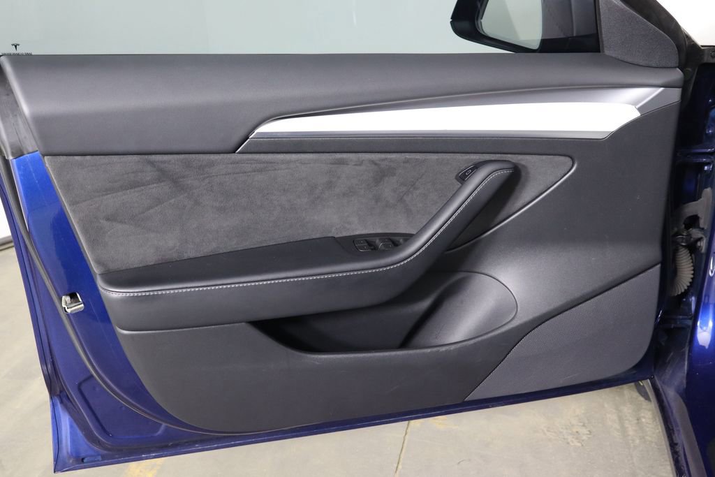 Used 2022 Tesla Model 3 Long Range image 17