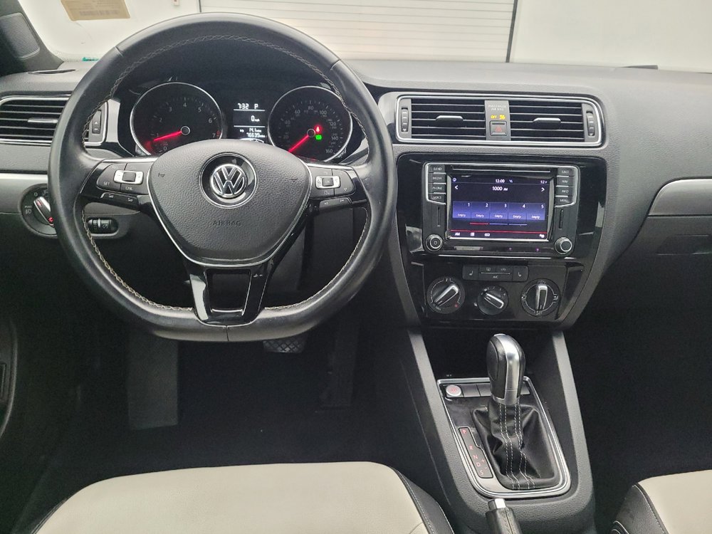 Used 2016 Volkswagen Jetta Sport FWD image 22