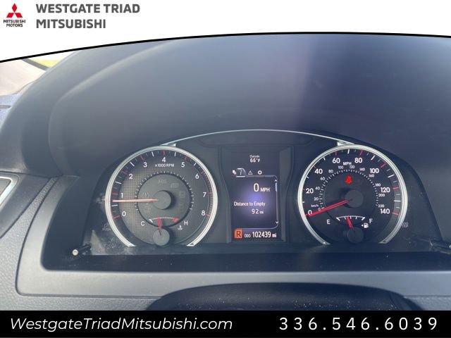 Used 2017 Toyota Camry SE image 12