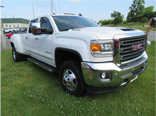Used 2019 GMC Sierra 3500 SLT w/ Driver Alert Package AWD/4WD image 15