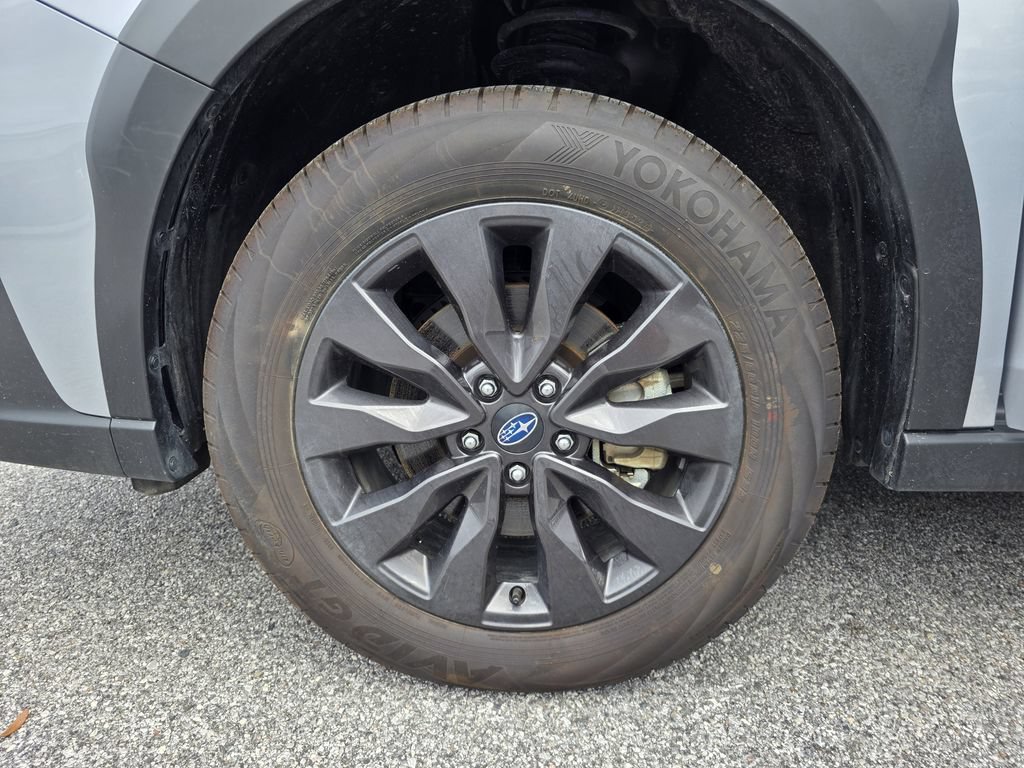 Used 2025 Subaru Outback Onyx Edition AWD/4WD image 31