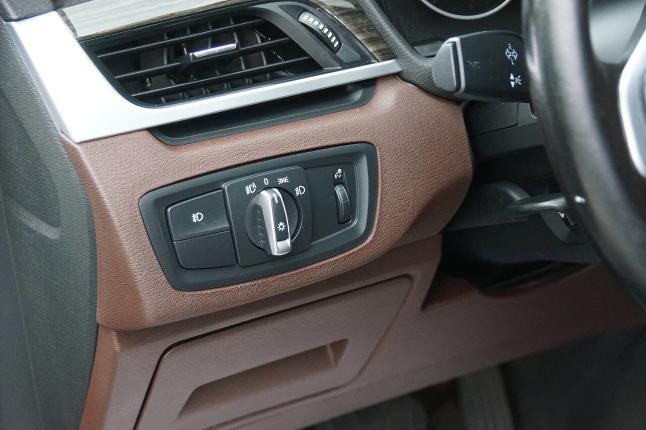 Used 2017 BMW X1 xDrive28i image 28