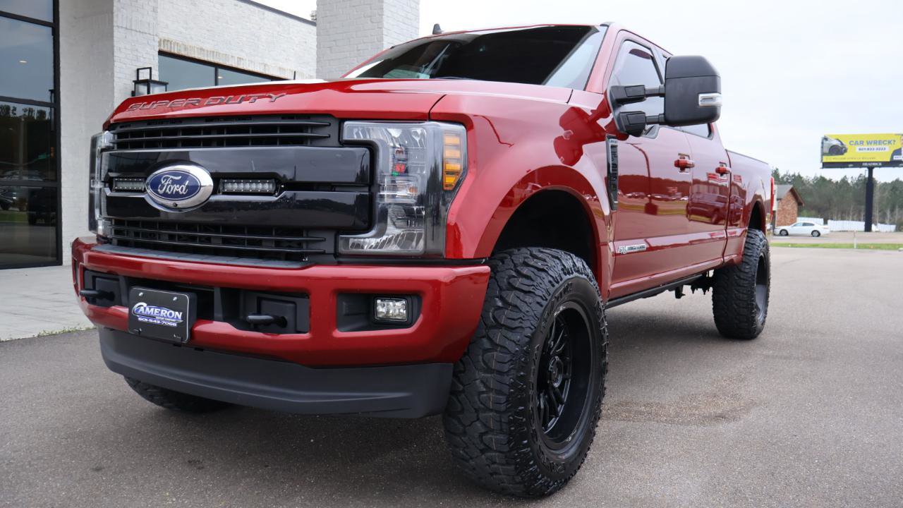 Used 2019 Ford F250 Lariat w/ Lariat Ultimate Package image 2