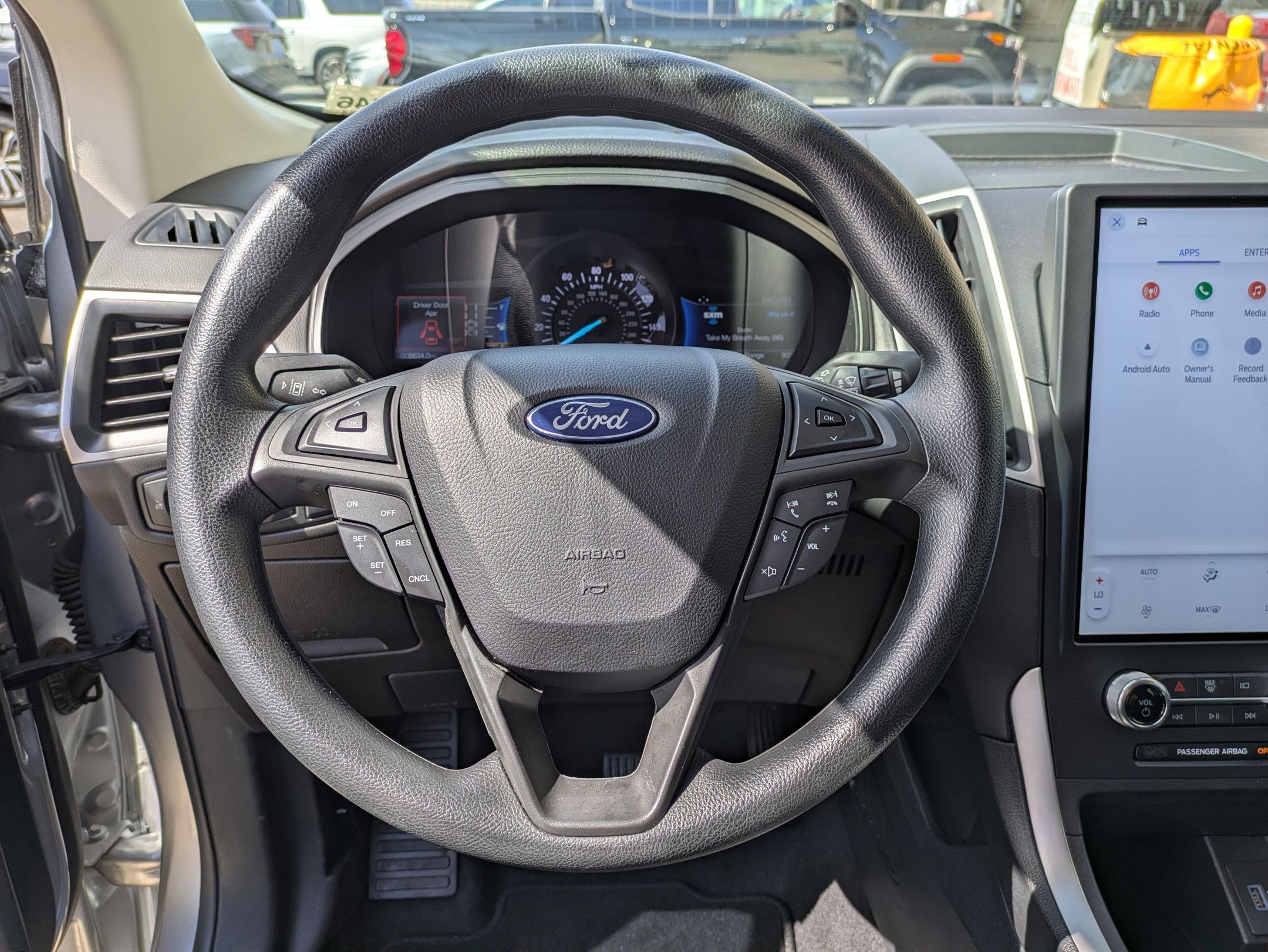 Used 2022 Ford Edge SE w/ Black Appearance Package AWD/4WD image 16