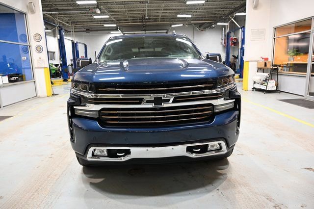 Used 2019 Chevrolet Silverado 1500 High Country w/ Technology Package image 2