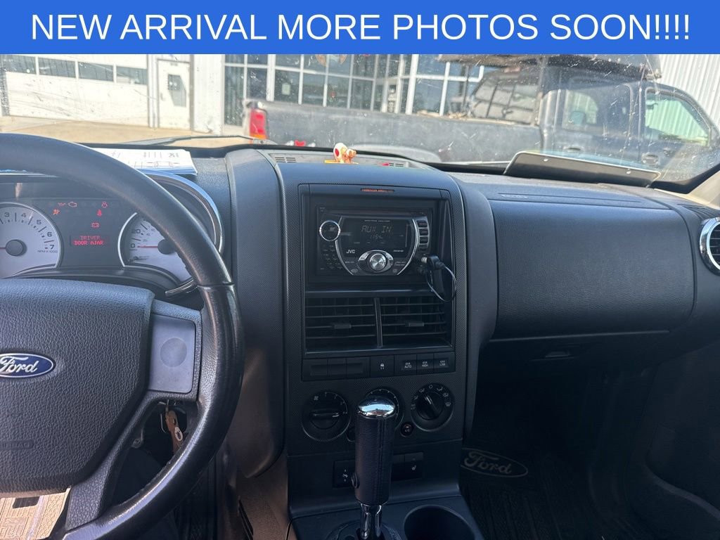 Used 2007 Ford Explorer Sport Trac Limited AWD/4WD image 13