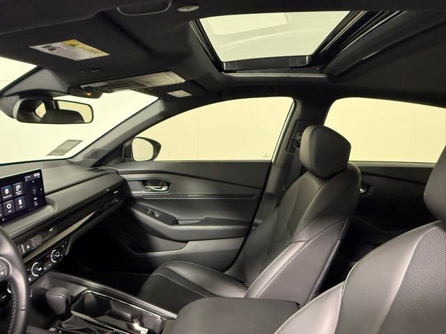 Used 2024 Honda Accord Sport image 31