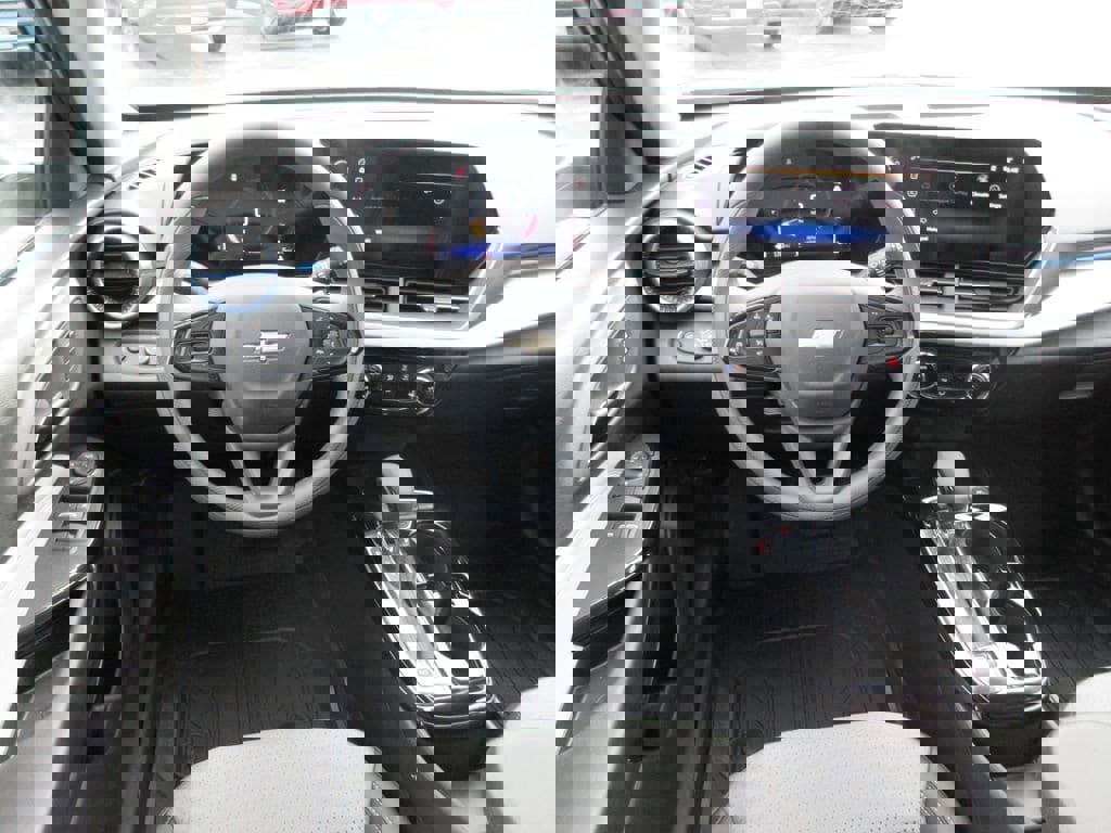 New 2026 Chevrolet Trax LT FWD image 14