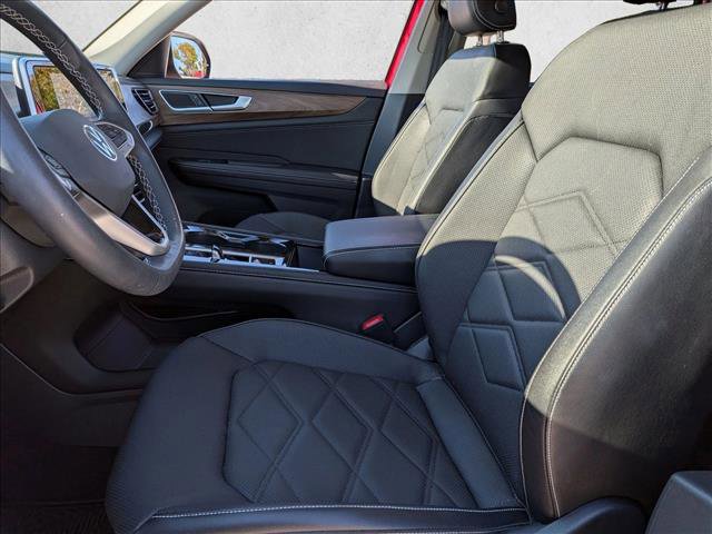 Used 2024 Volkswagen Atlas SE image 10