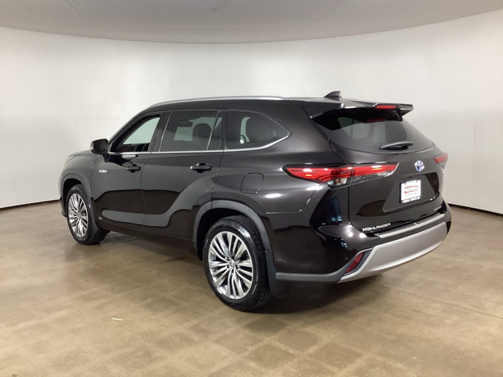 Used 2021 Toyota Highlander Platinum AWD/4WD image 7
