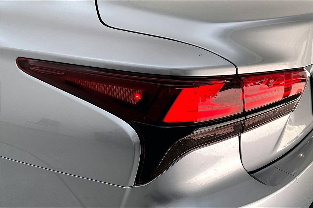 Used 2022 Lexus LS 500 w/ Interior Upgrade Package image 39