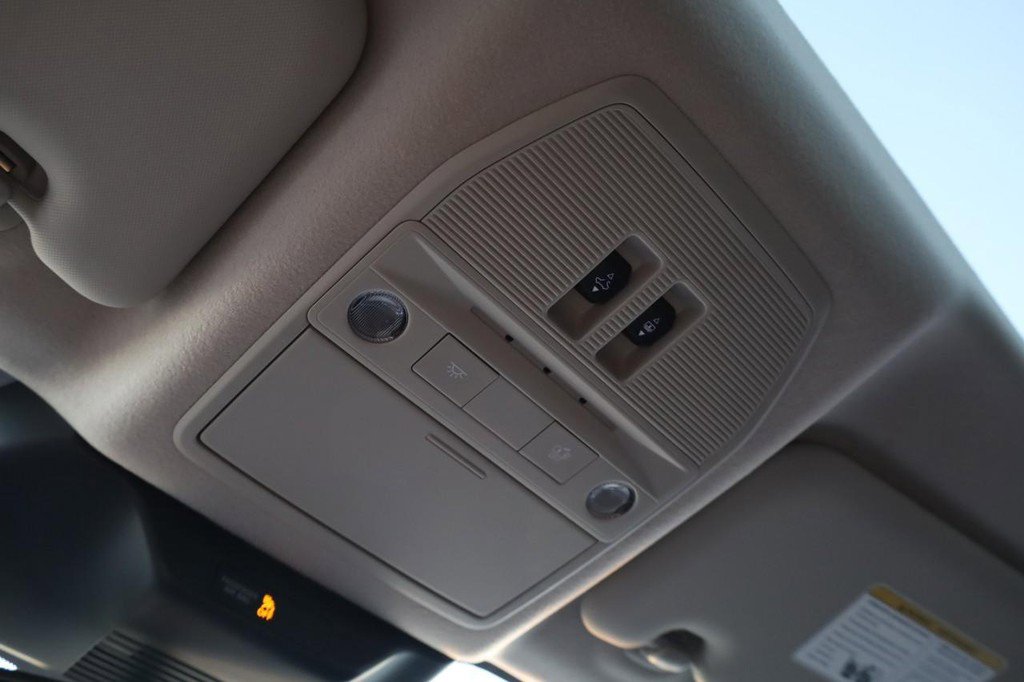 New 2026 Nissan Kicks SV w/ SV Premium Package image 19