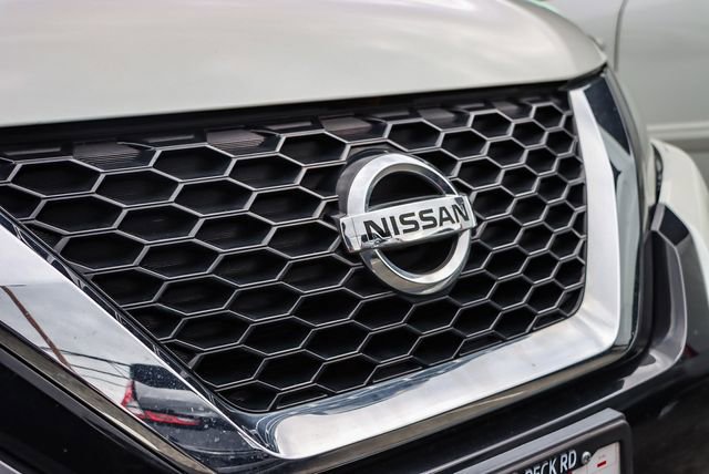 Used 2020 Nissan Murano SV image 11