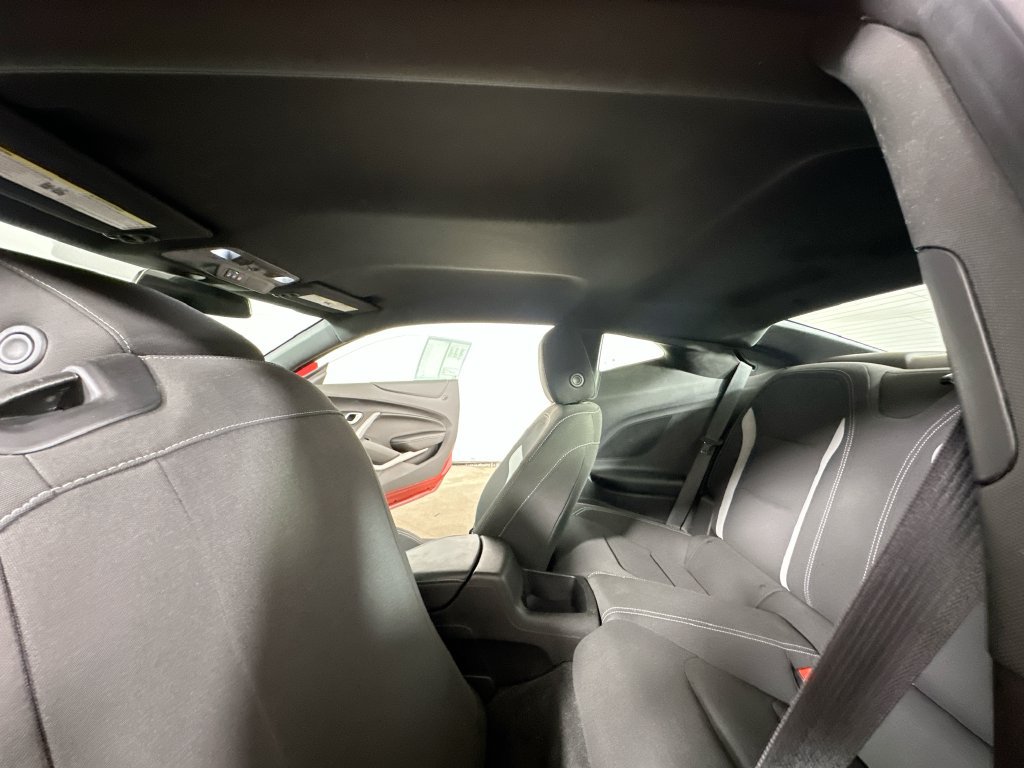 Used 2019 Chevrolet Camaro LT RWD image 14