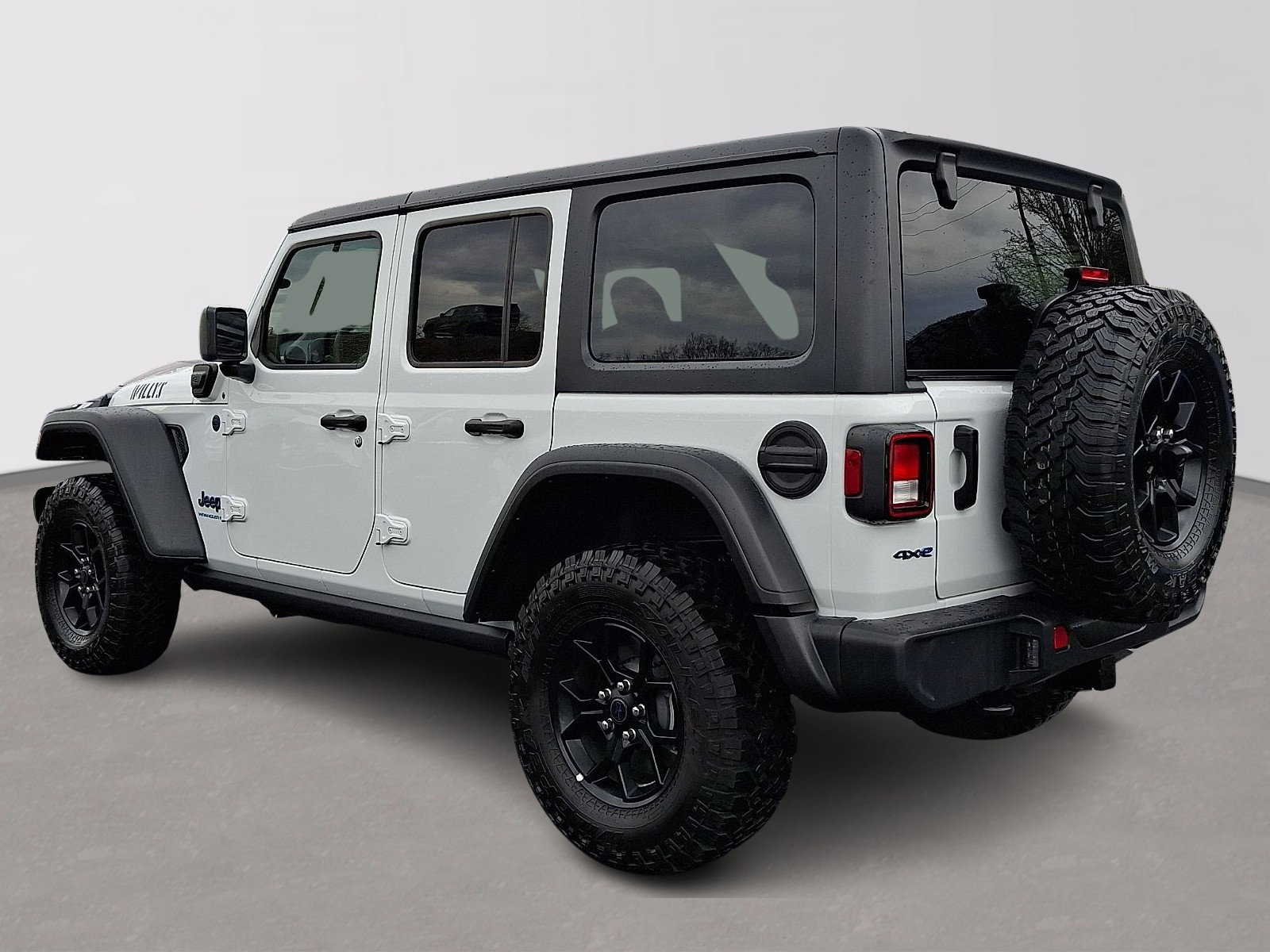 Used 2025 Jeep Wrangler Unlimited Sport S 4xe image 4