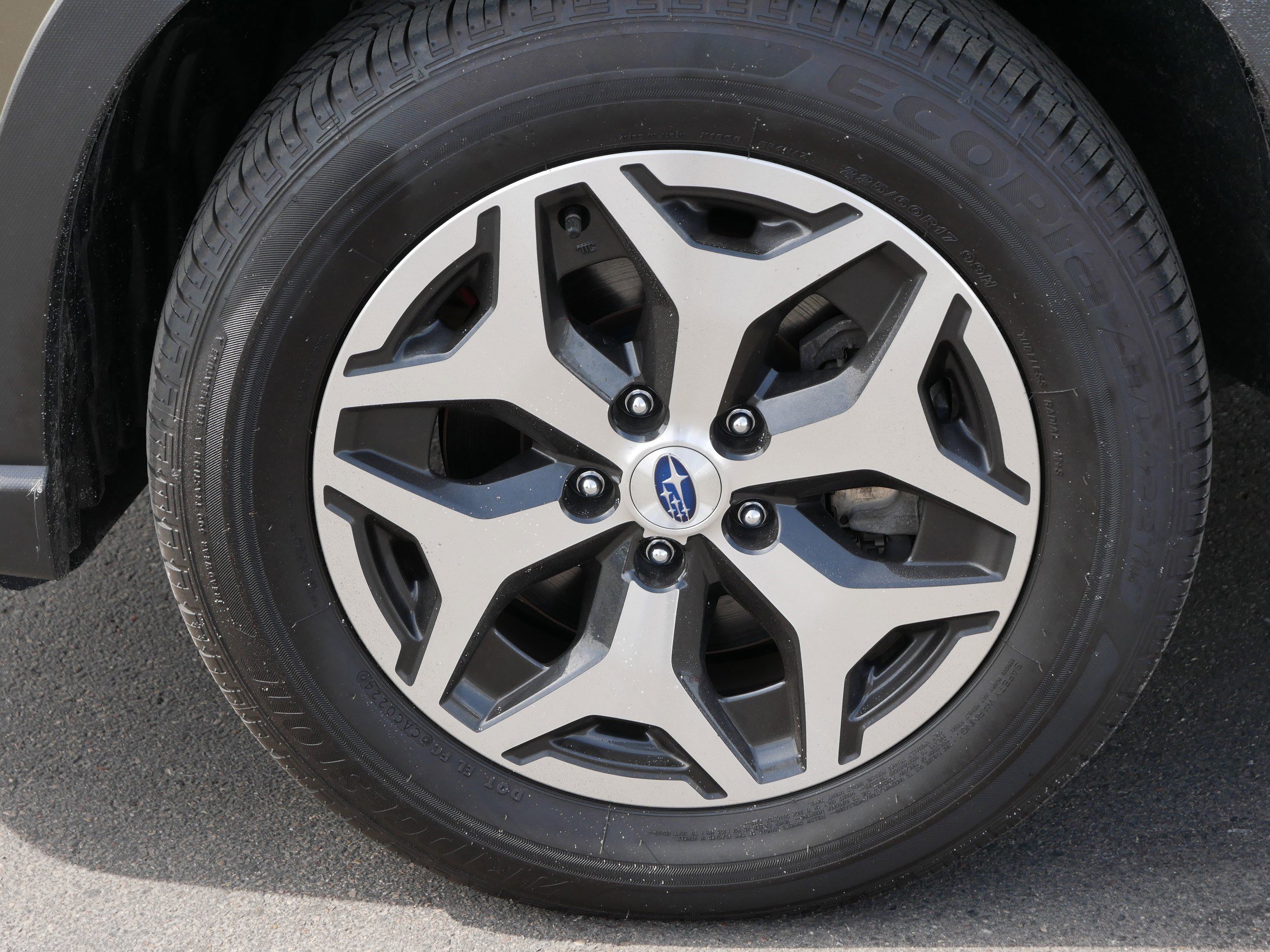 Used 2024 Subaru Forester Premium image 15