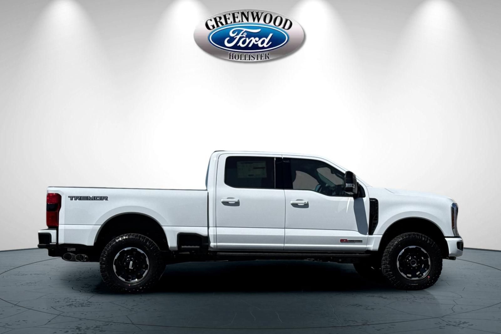 New 2026 Ford F350 Lariat w/ Tremor Off-Road Package AWD/4WD image 3